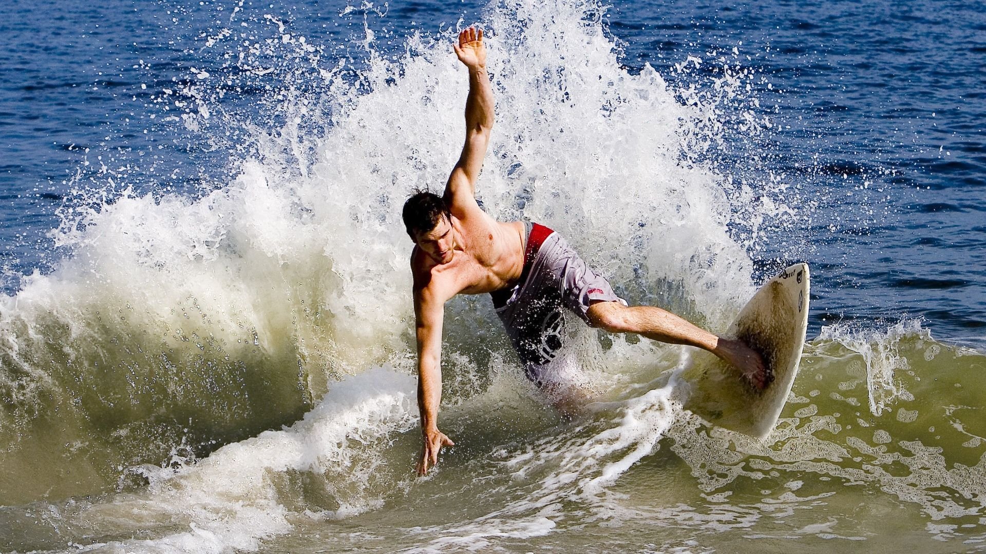 体育产业投资环境改善，体育产业投资环境改善建议